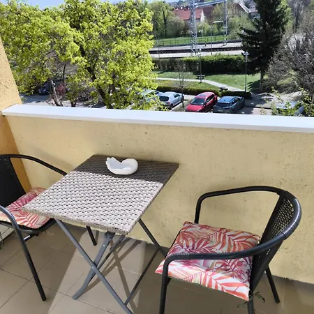 Szeki Apartment